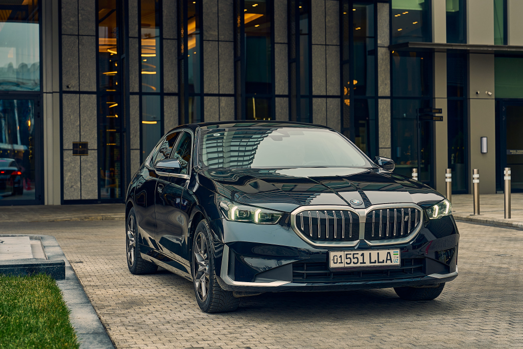 BMW M5 Chauffeur